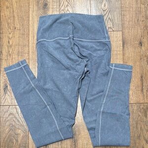 Lululemon leggings 28”